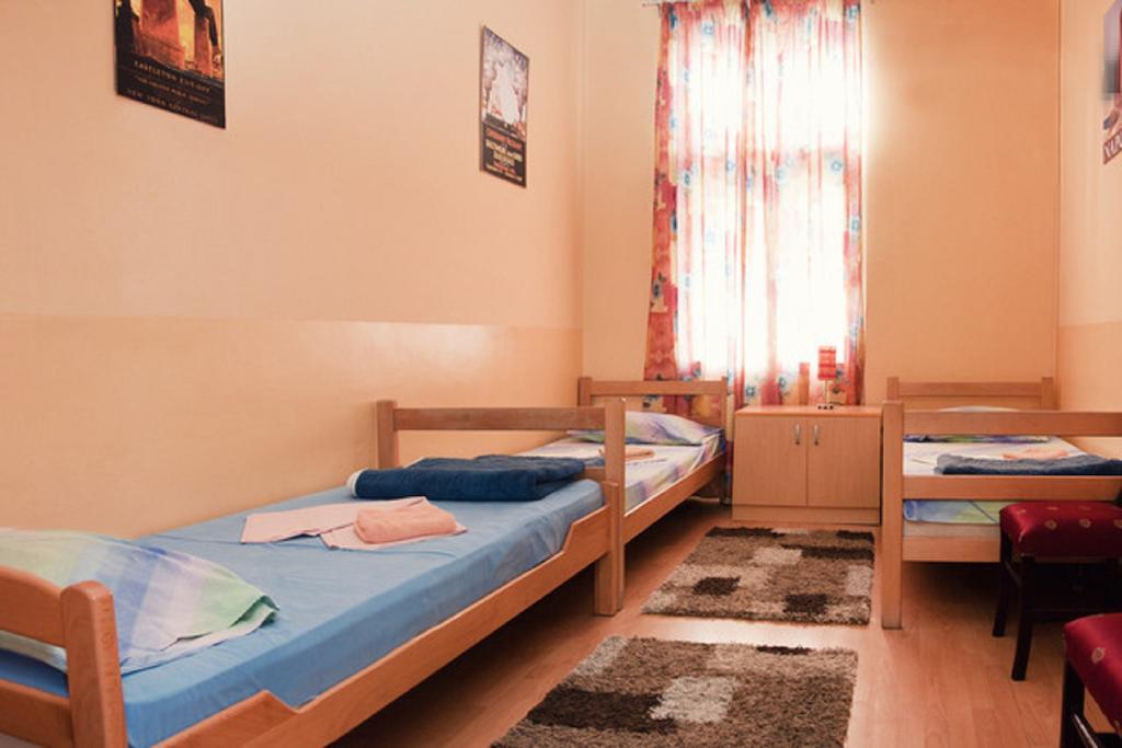 Central Station Hostel Belgrade Exterior photo
