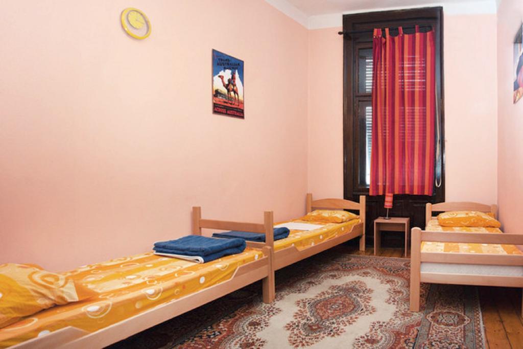 Central Station Hostel Belgrade Exterior photo